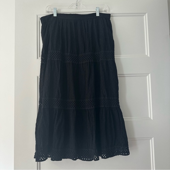 St. John's Bay Dresses & Skirts - St. John’s bay 100% cotton black boho western lace midi skirt